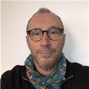 La littérature et la maîtrise d'une langue sont les outils indispensable pour comprendre le monde et se forger une opinion.